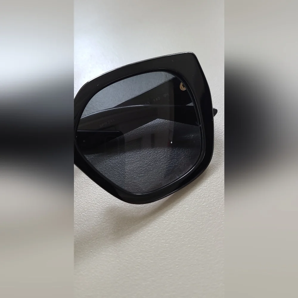 Prada 24XS sunglasses - Picture 2 of 6